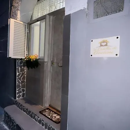 La Casetta Di Ciacione Naples Exterior photo